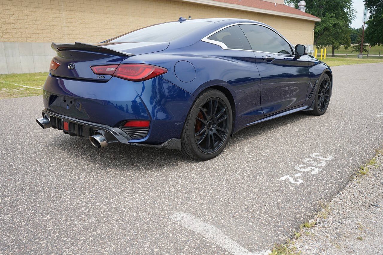 Used 2019 INFINITI Q60 3.0t Luxe AWD/4WD image 7