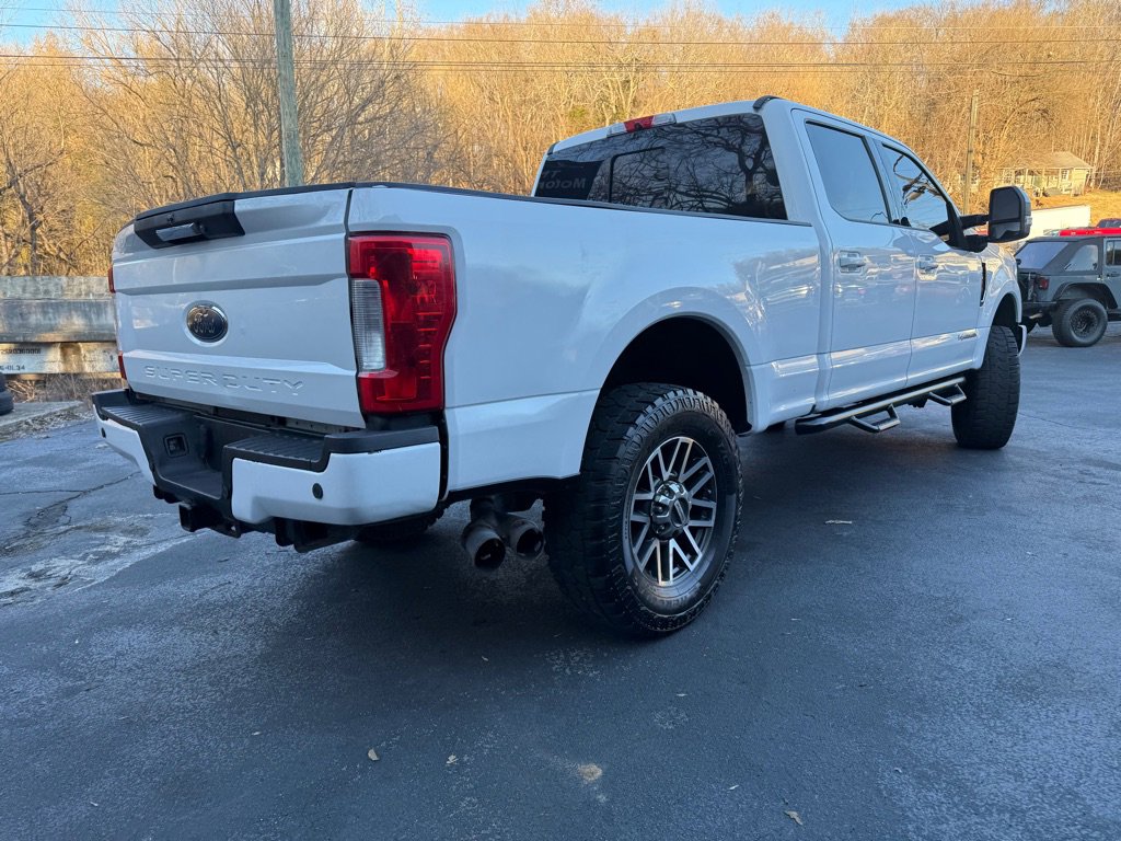 Used 2019 Ford F250 Lariat w/ Lariat Value Package AWD/4WD image 32
