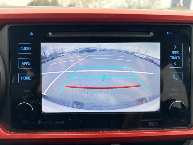 Used 2016 Toyota Tacoma TRD Sport w/ Towing Package image 28