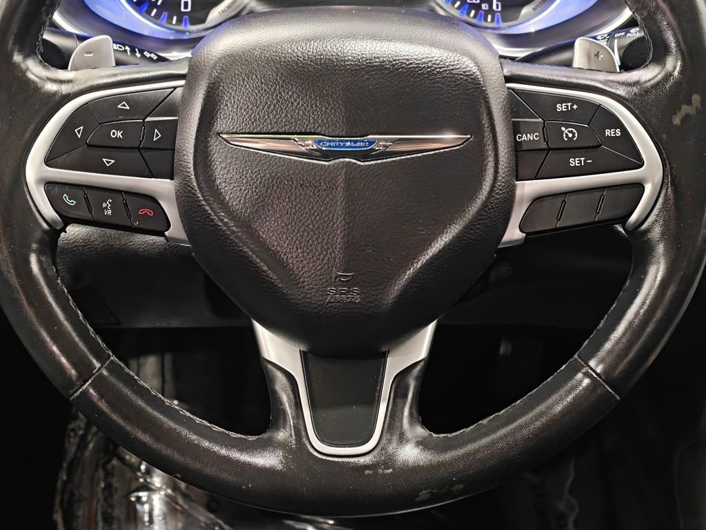 Used 2015 Chrysler 200 Limited w/ Comfort Group image 5