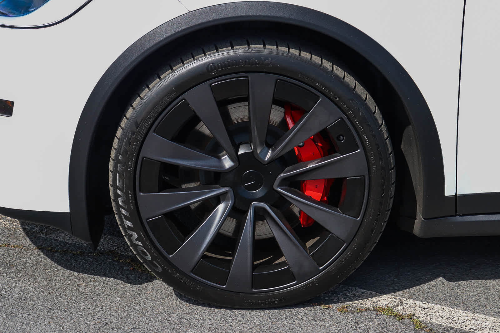 Used 2023 Tesla Model X Plaid image 13