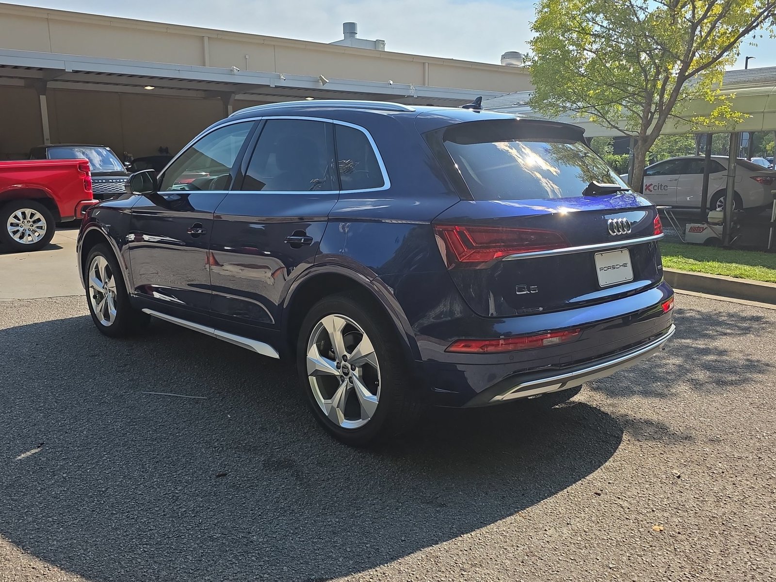 Used 2021 Audi Q5 2.0T Premium Plus AWD/4WD video 3