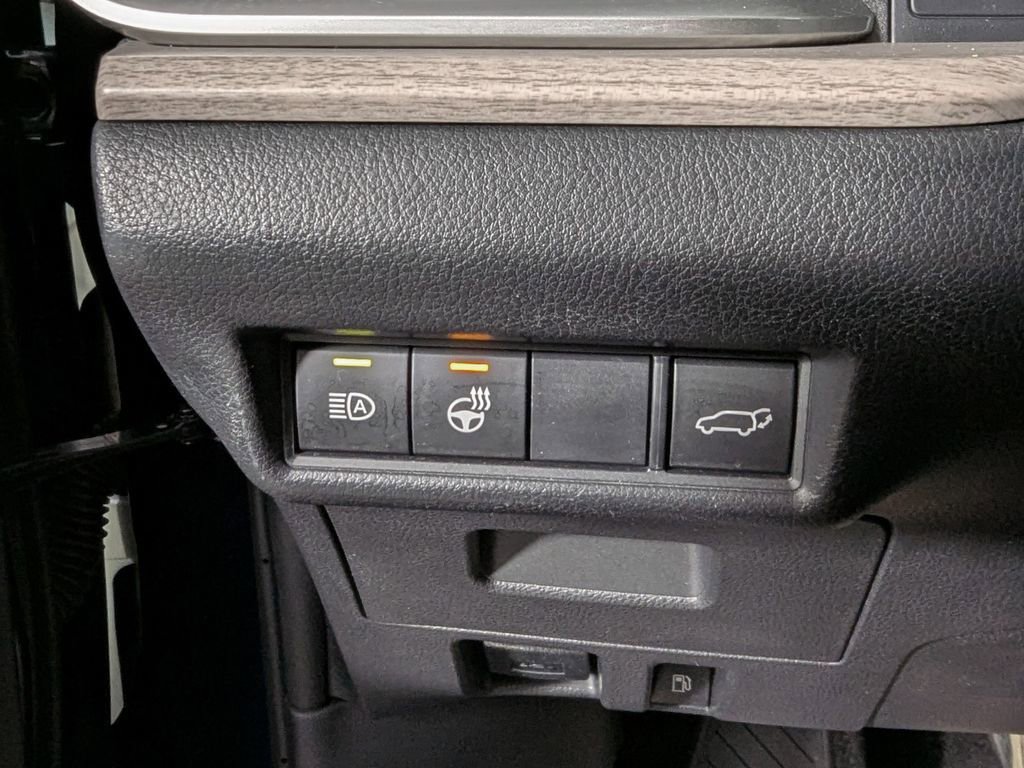 Used 2024 Toyota Grand Highlander Limited image 24