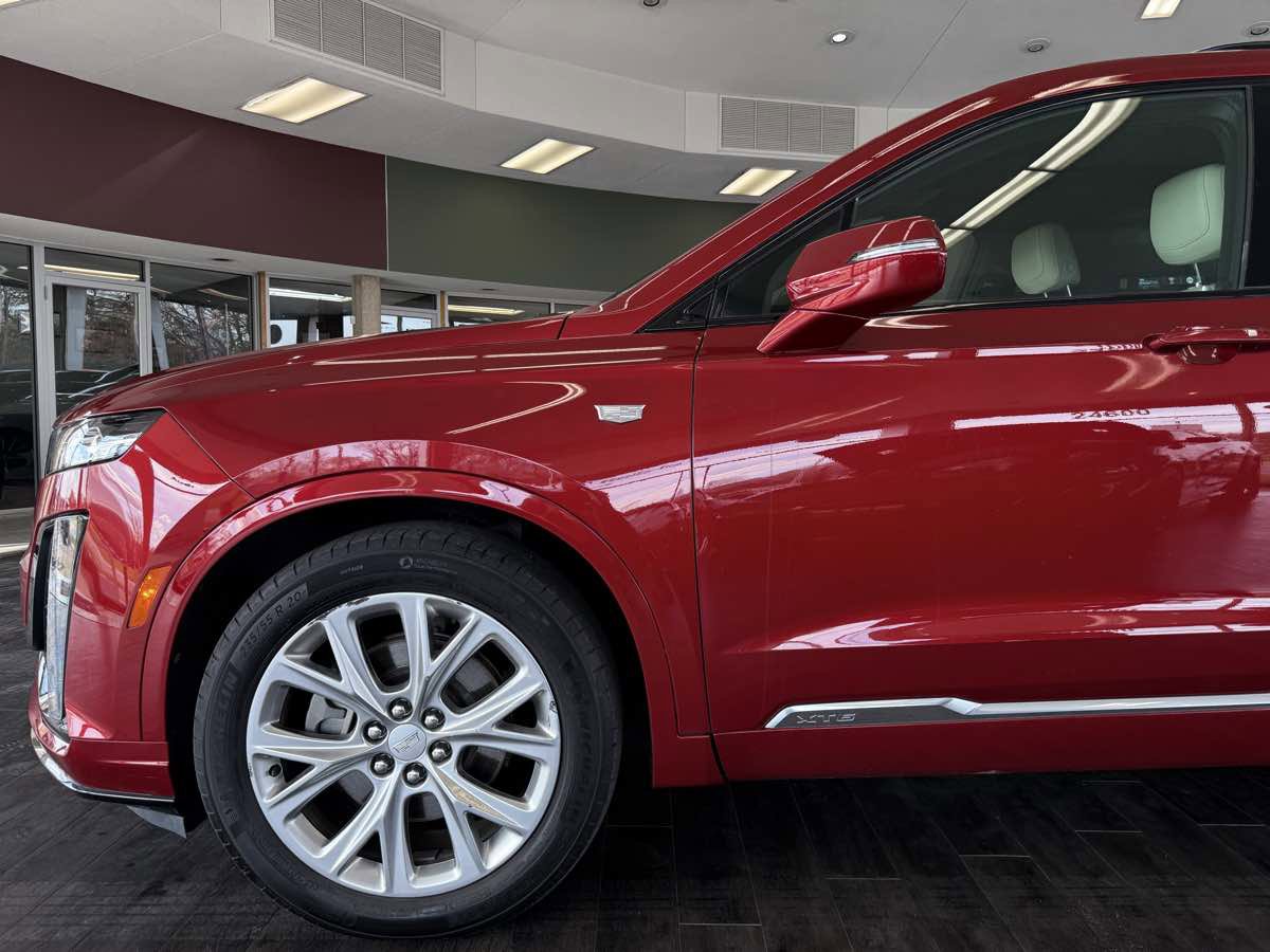 Used 2020 Cadillac XT6 Sport AWD/4WD image 17