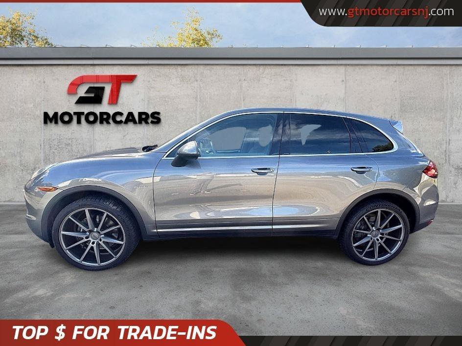 Used 2014 Porsche Cayenne Diesel Platinum Edition AWD/4WD image 2