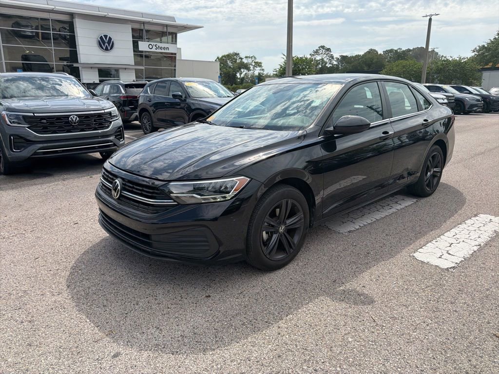 Used 2023 Volkswagen Jetta SE FWD image 31