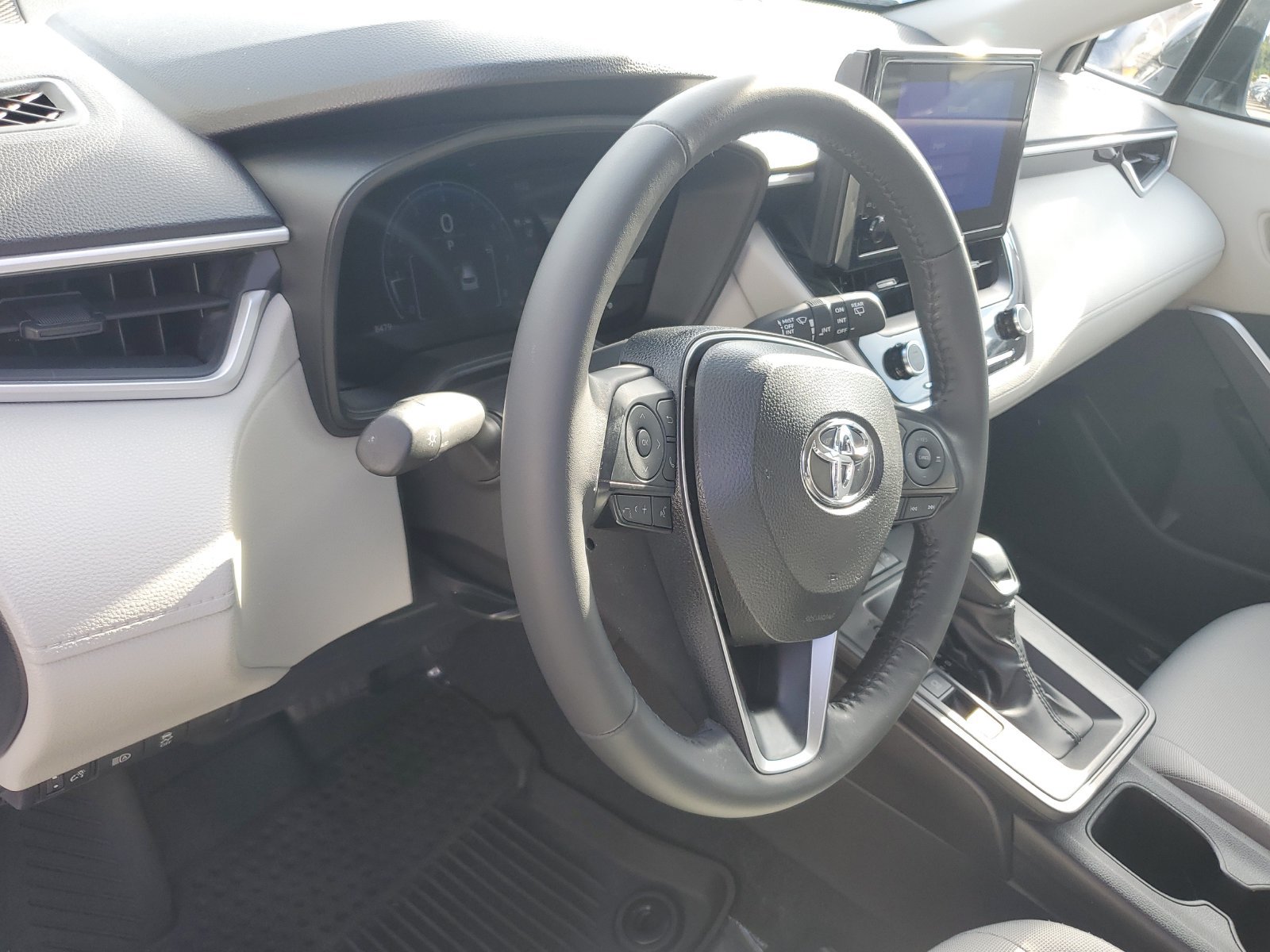 Certified 2026 Toyota Corolla Cross LE AWD/4WD image 19
