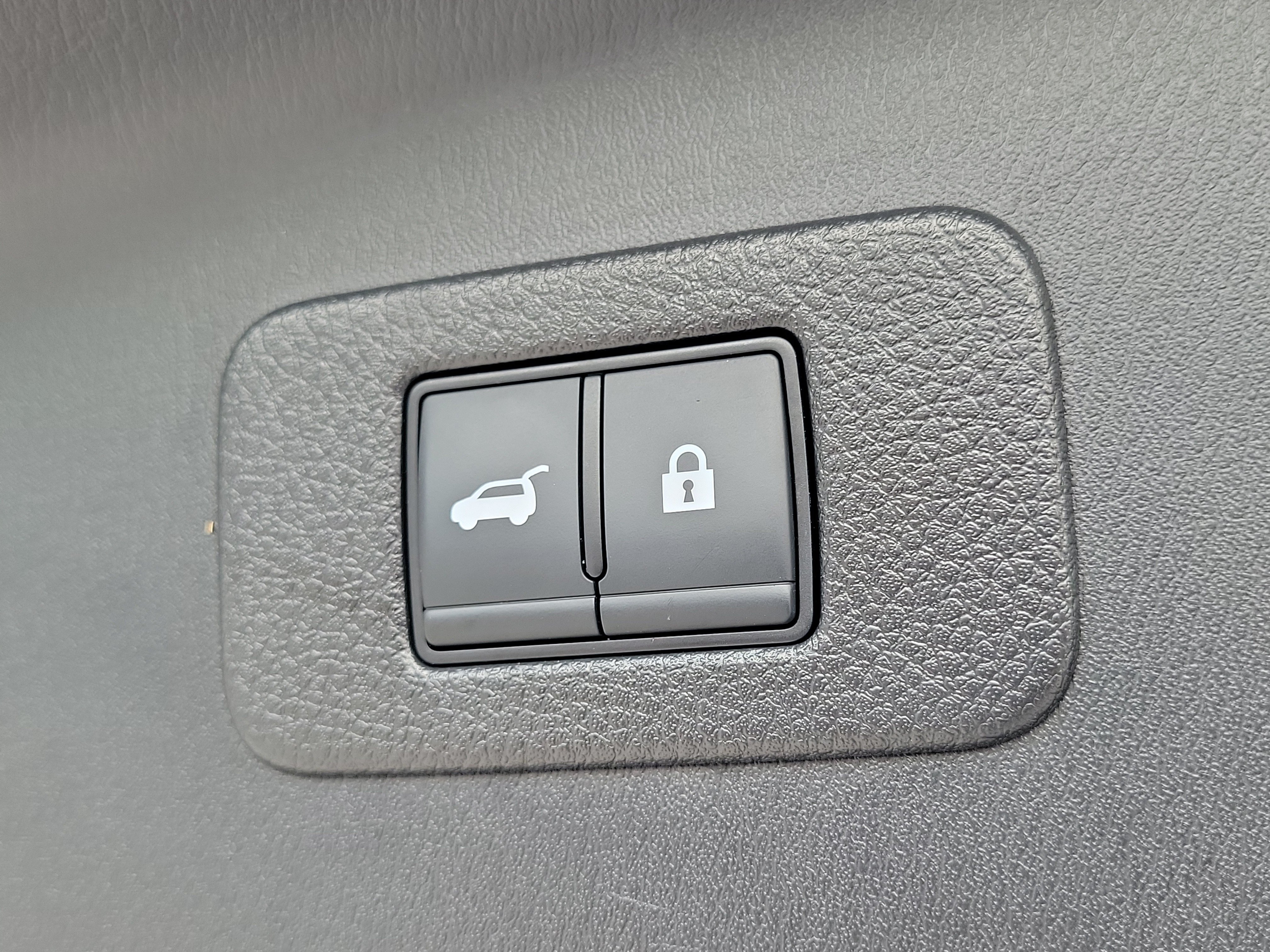 Certified 2024 Nissan Armada Platinum w/ Cargo Package RWD image 7