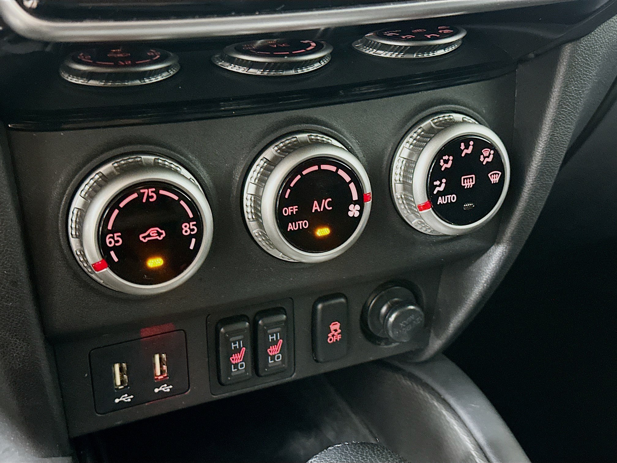 Used 2025 Mitsubishi Outlander Sport AWD image 23