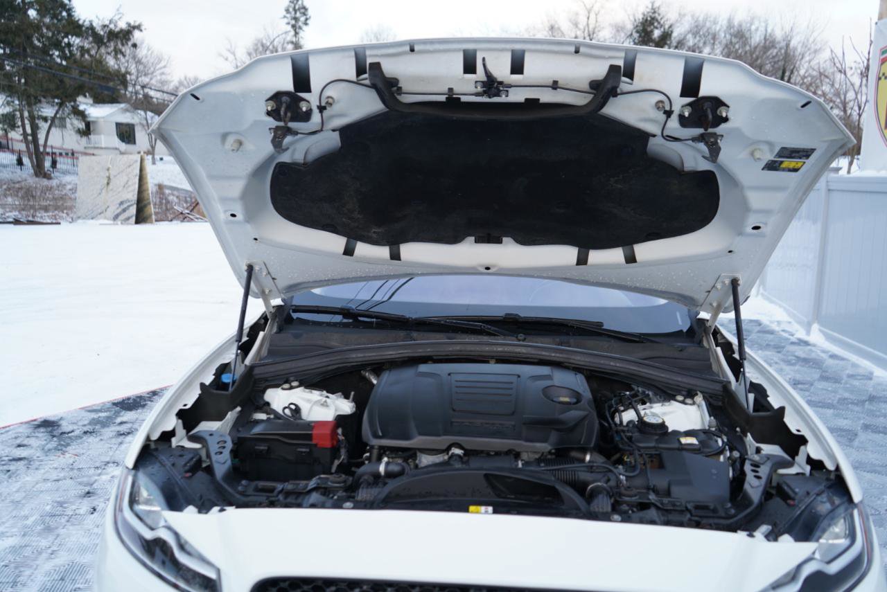 Used 2020 Jaguar F-PACE R-Sport image 89