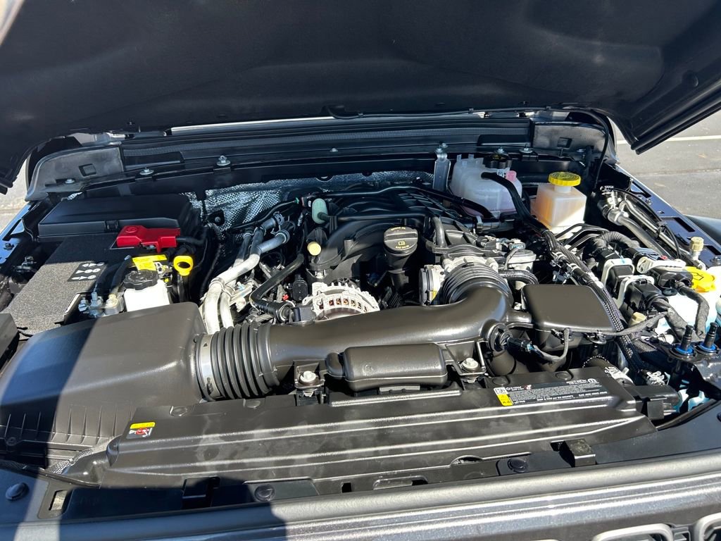 Certified 2025 Jeep Gladiator Mojave image 26