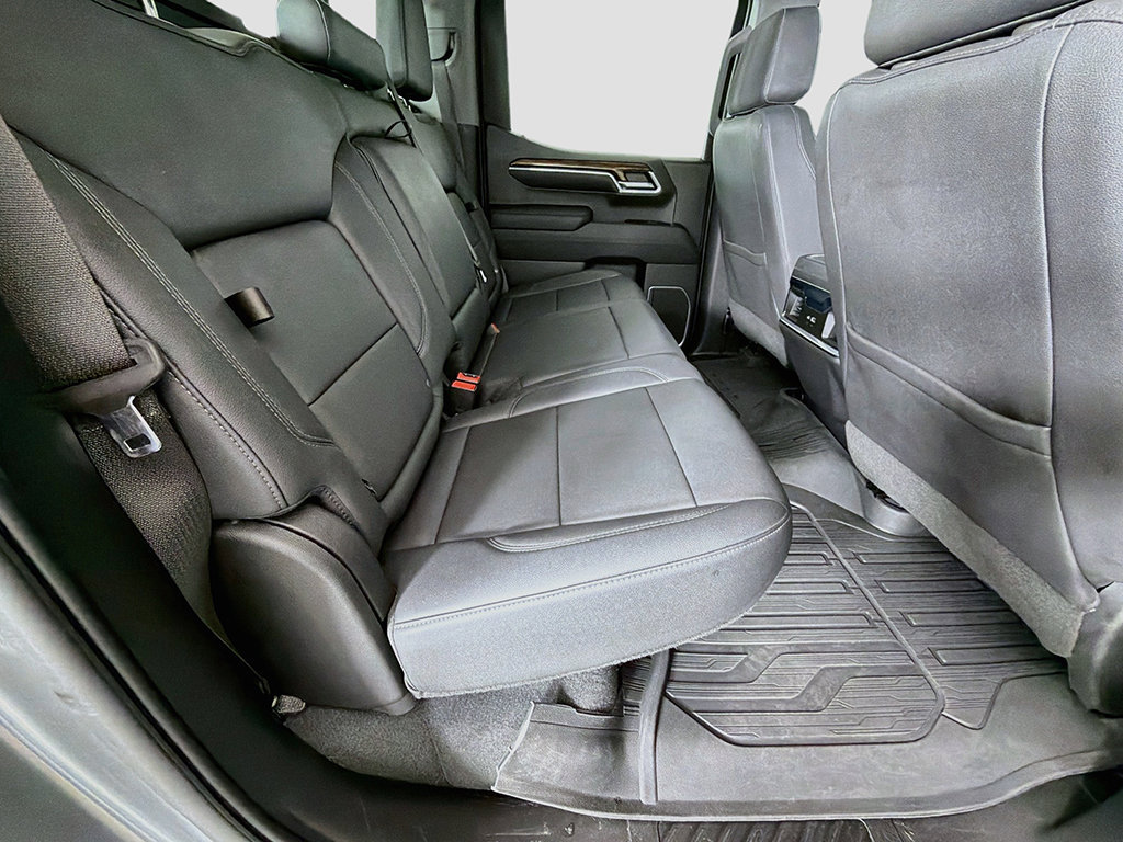 Used 2023 GMC Sierra 1500 Elevation w/ Elevation Premium Package AWD/4WD image 25