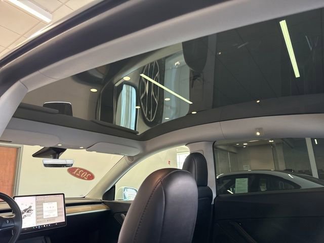 Used 2021 Tesla Model Y Long Range image 33