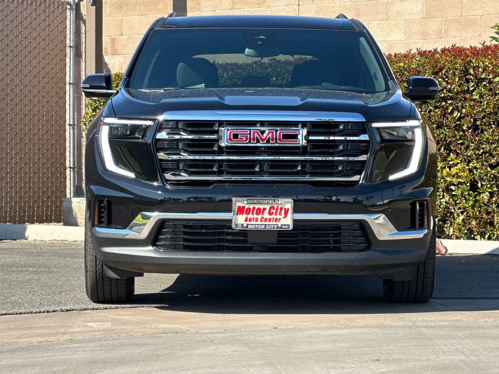 New 2025 GMC Acadia Elevation image 9