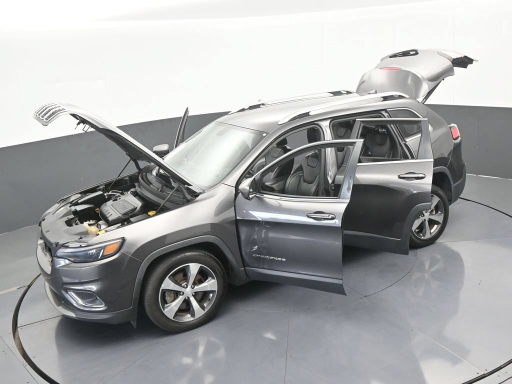 Used 2019 Jeep Cherokee Limited FWD image 62