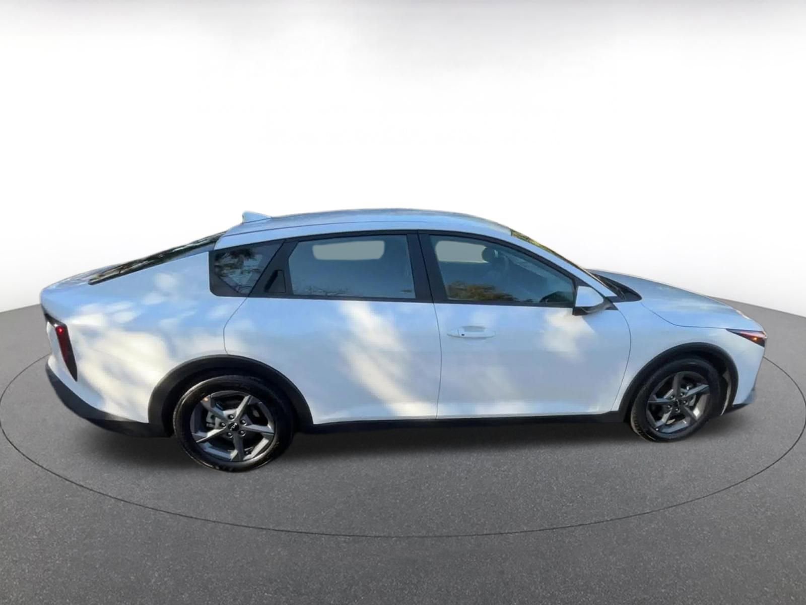 Used 2025 Kia K4 FWD image 16