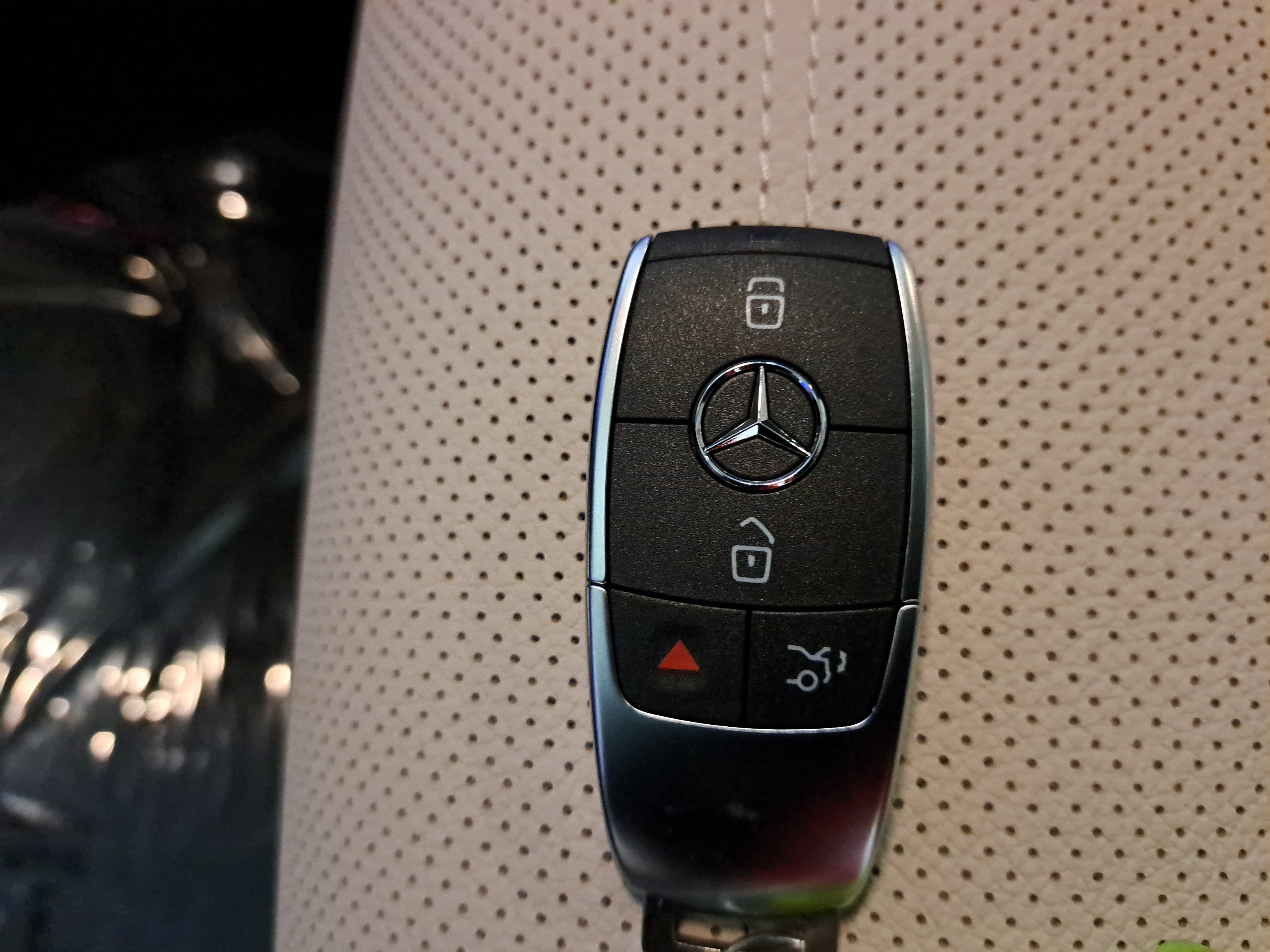 New 2026 Mercedes-Benz GLE 450 4MATIC Coupe image 37