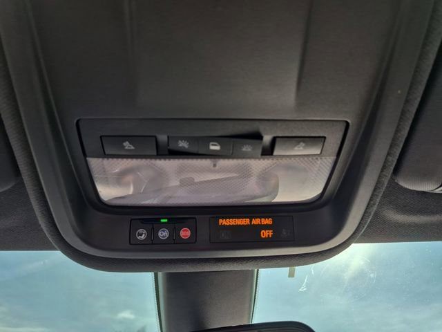 Used 2018 Chevrolet Cruze LT w/ Sun And Sound Package image 27