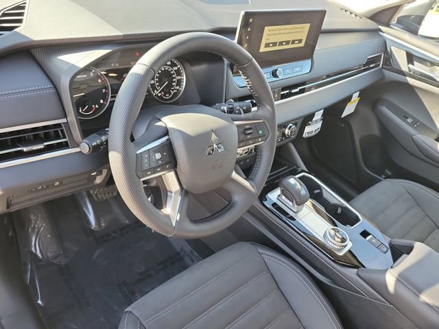 New 2026 Mitsubishi Outlander SE image 21
