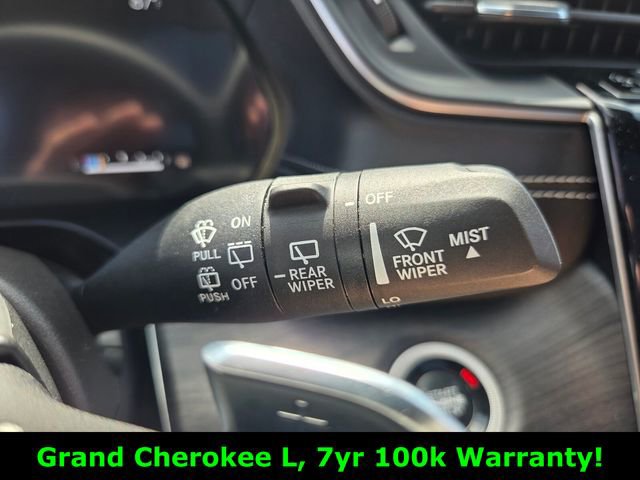 Certified 2024 Jeep Grand Cherokee L Limited w/ Luxury Tech Group II image 31