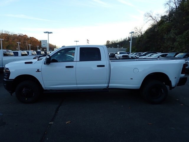 New 2026 RAM 3500 Tradesman image 2