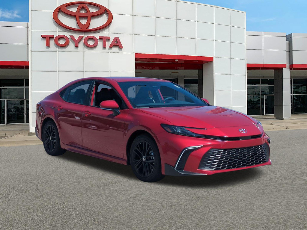 Used 2026 Toyota Camry SE FWD image 1