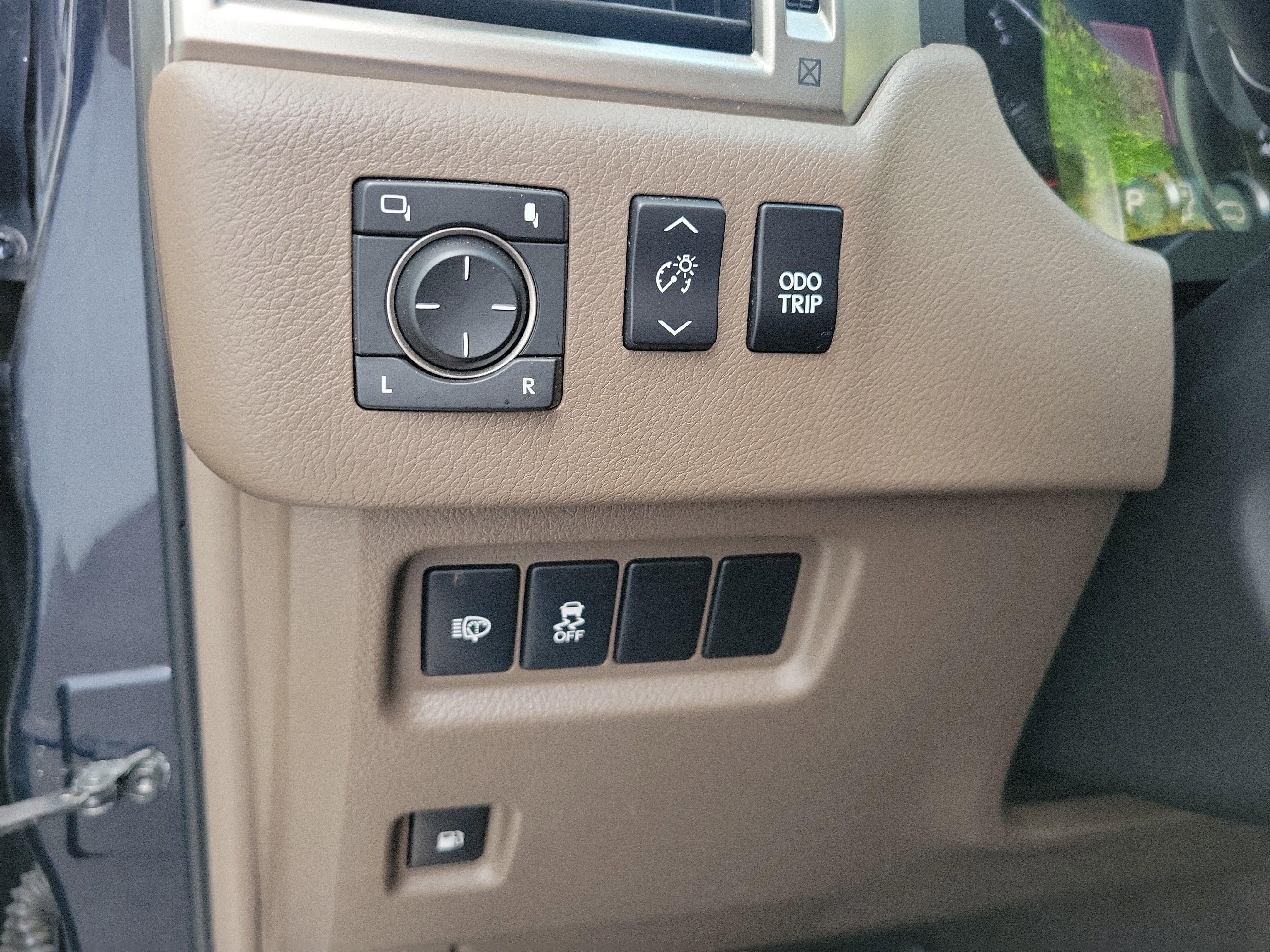 Used 2019 Lexus GX 460 image 37