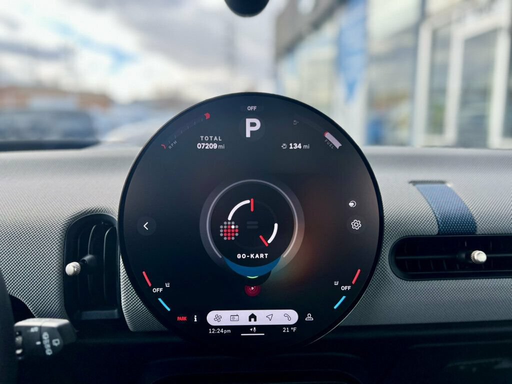 Used 2025 MINI Cooper S FWD image 26