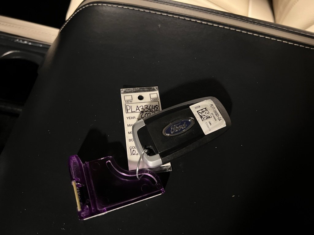 Used 2023 Ford Expedition Platinum image 35