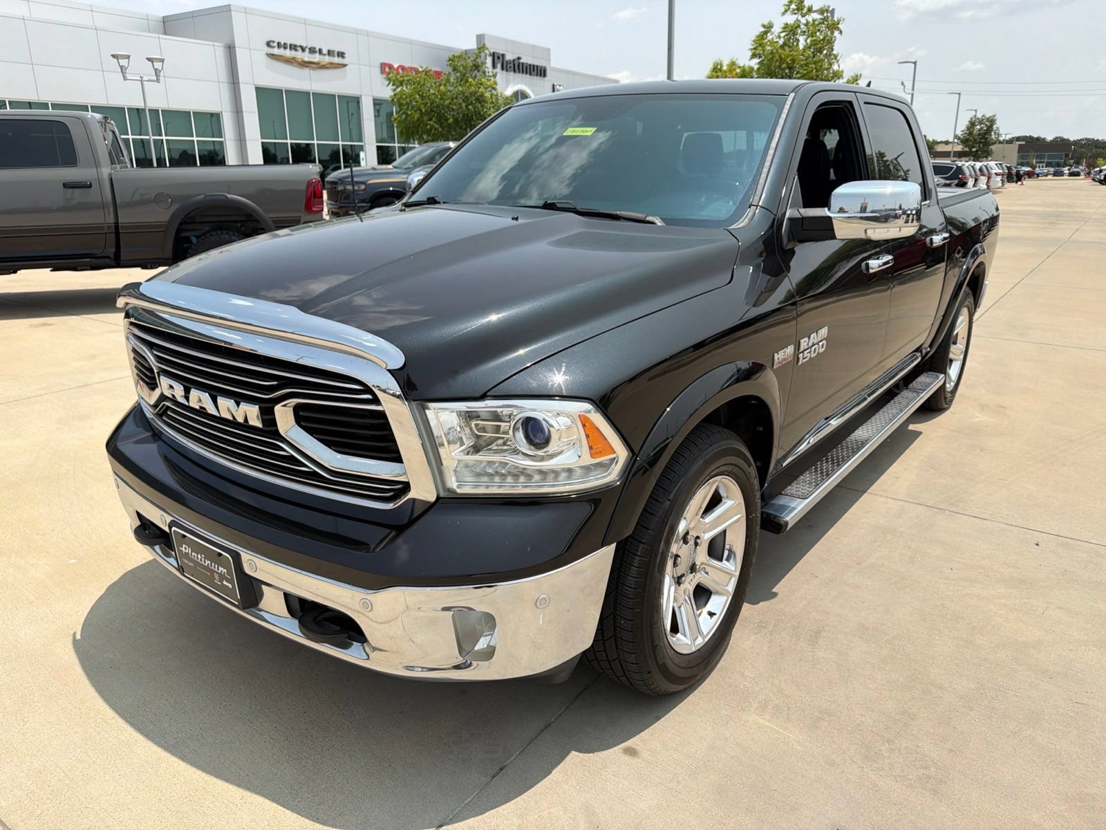 Used 2016 RAM 1500 Limited AWD/4WD image 9