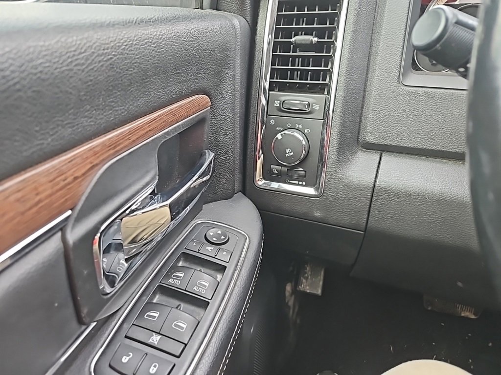Used 2016 RAM 3500 Laramie image 22