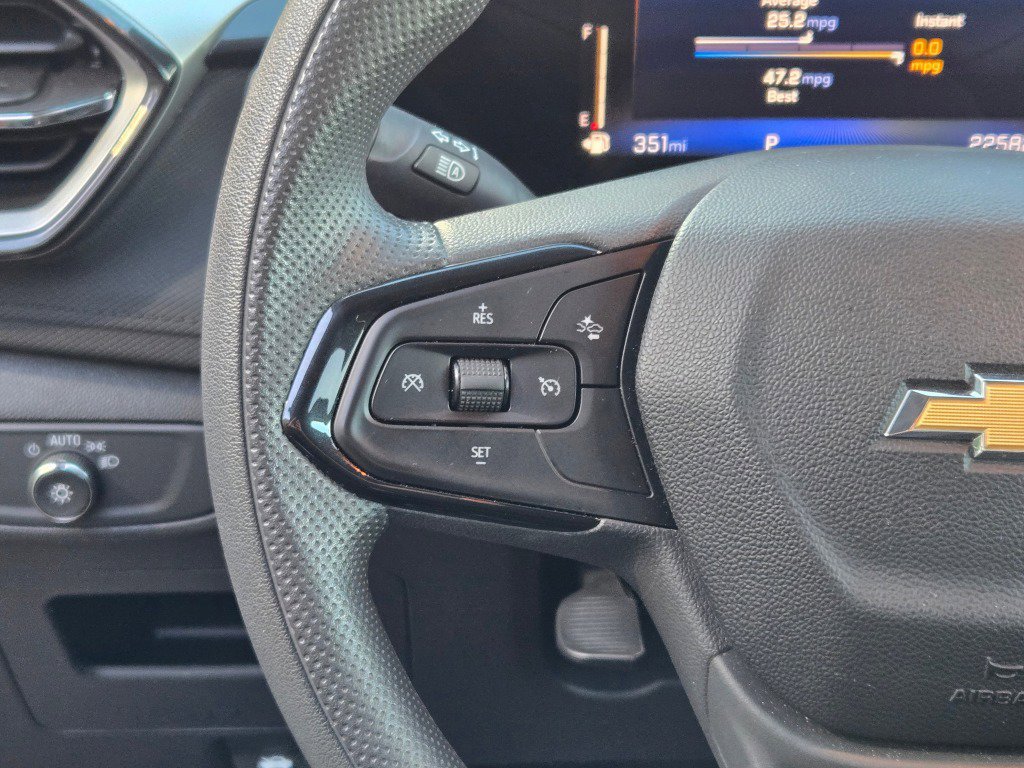 Used 2025 Chevrolet TrailBlazer LT FWD image 27