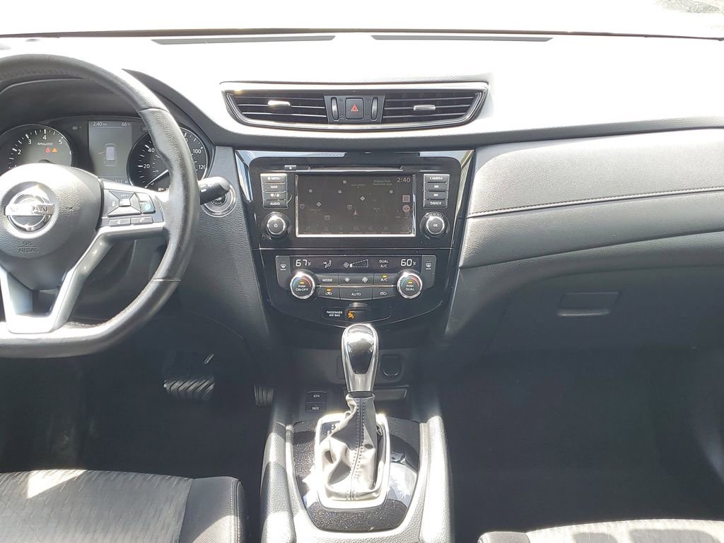 Used 2019 Nissan Rogue SV w/ Premium Package AWD/4WD image 24