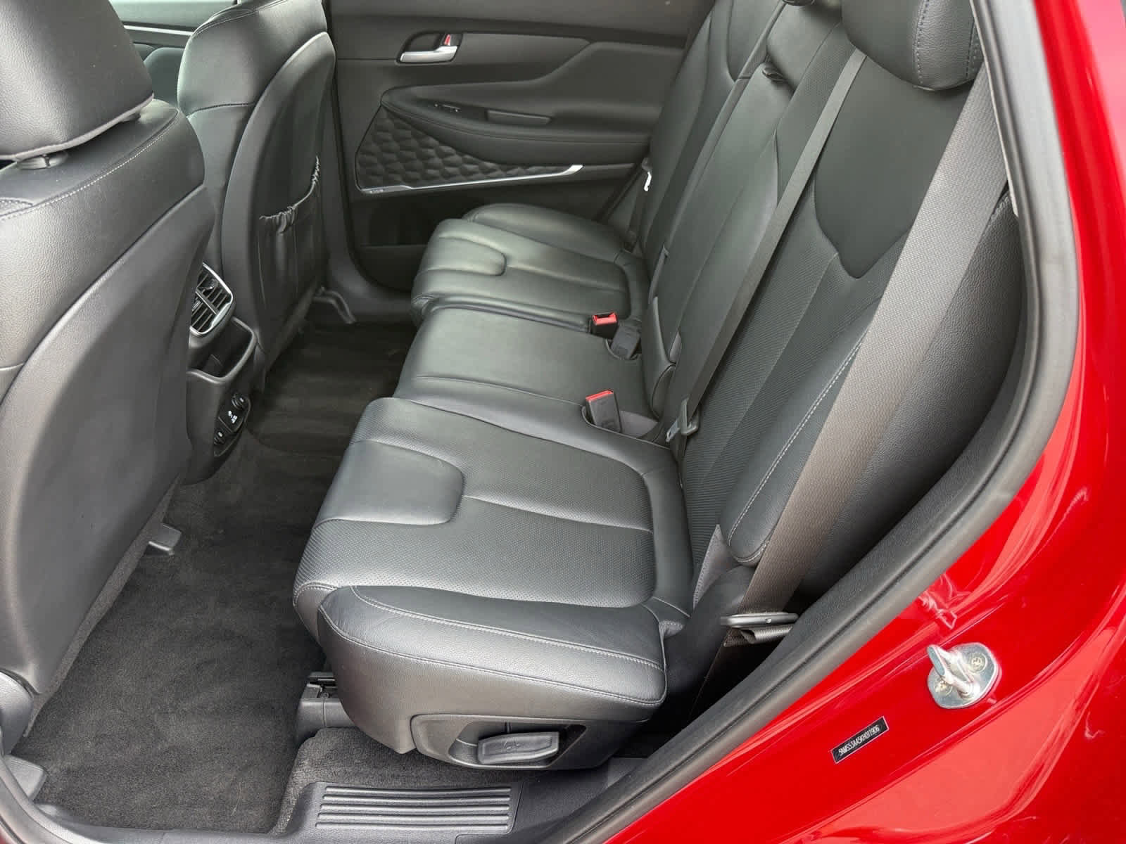 Used 2019 Hyundai Santa Fe FWD image 11