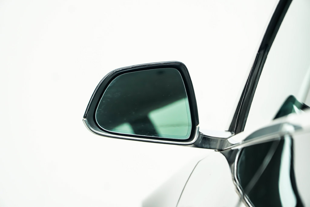 Used 2019 Tesla Model 3 Mid Range RWD image 16