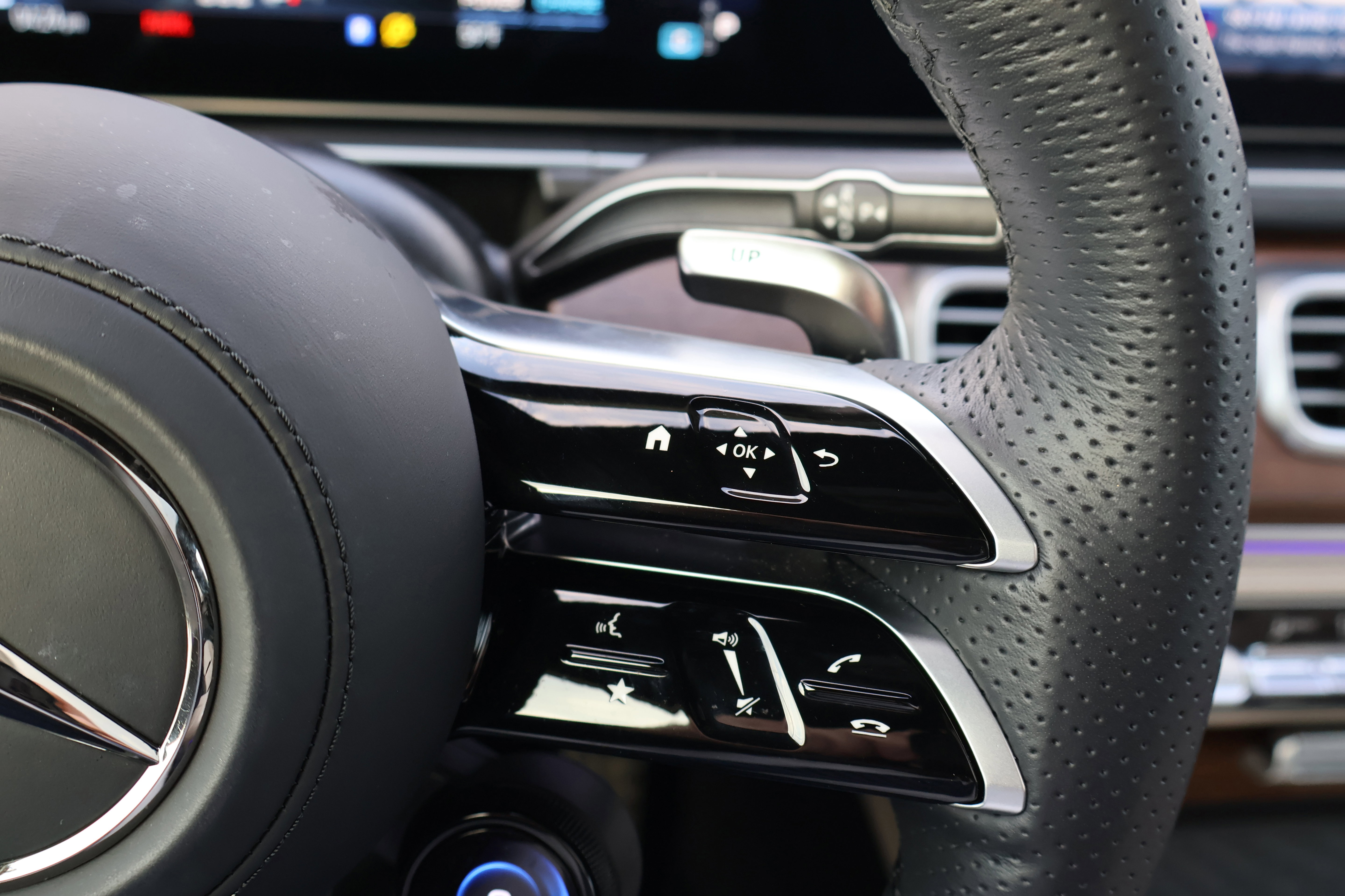 Certified 2025 Mercedes-Benz GLE 63 AMG S image 36