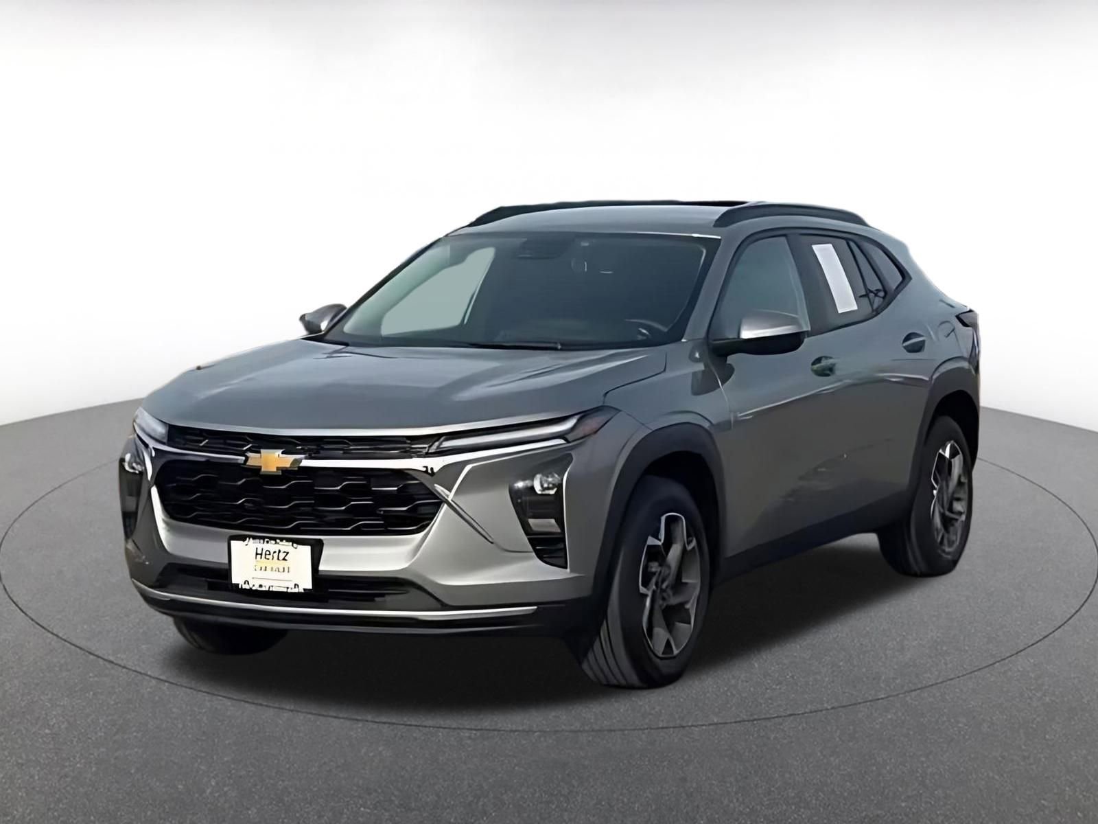 Used 2025 Chevrolet Trax LT image 7