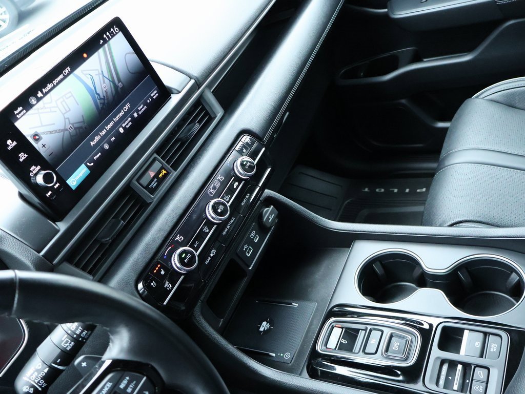 Certified 2023 Honda Pilot Black Edition image 19