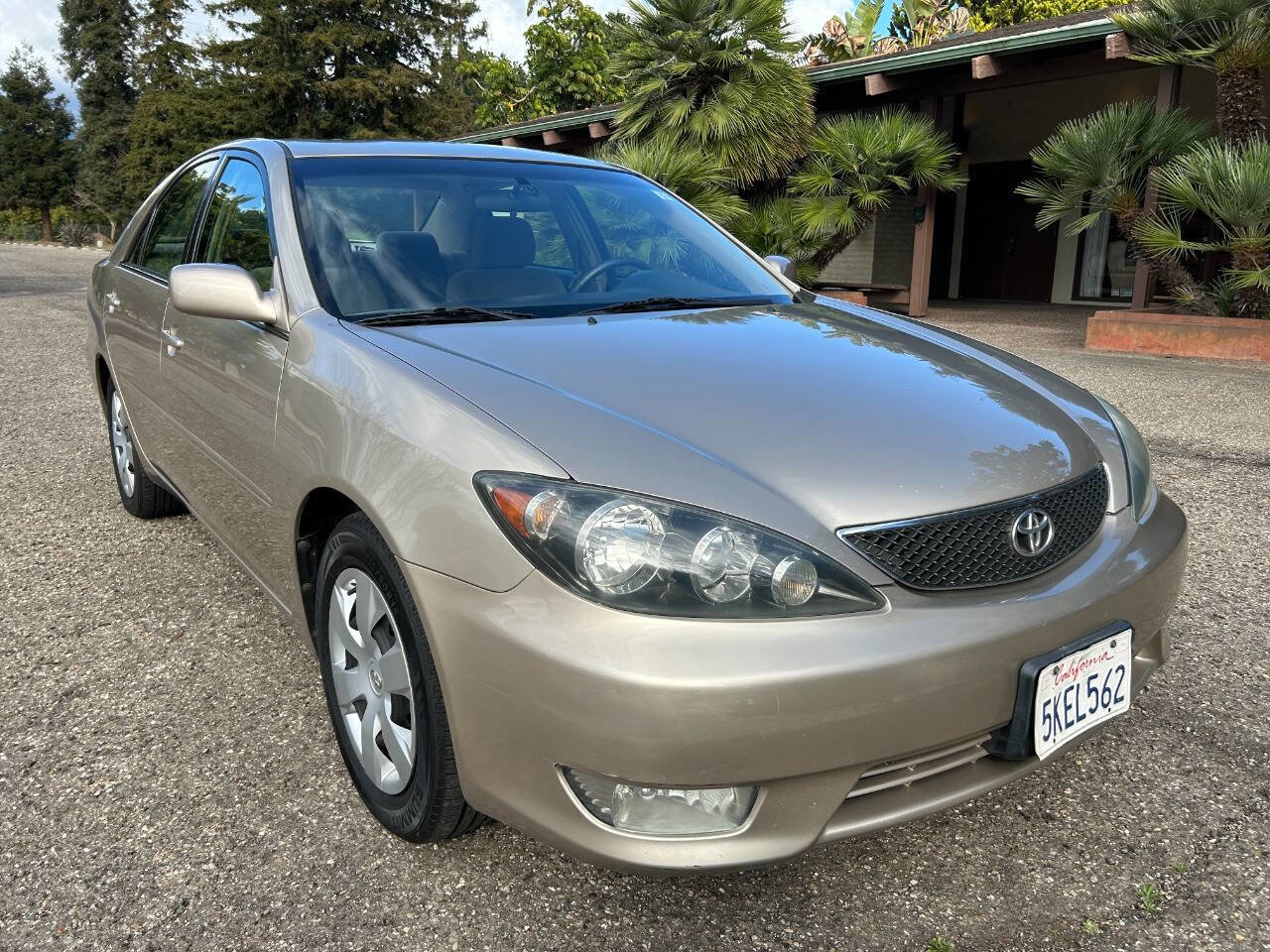 Used 2005 Toyota Camry SE FWD image 9
