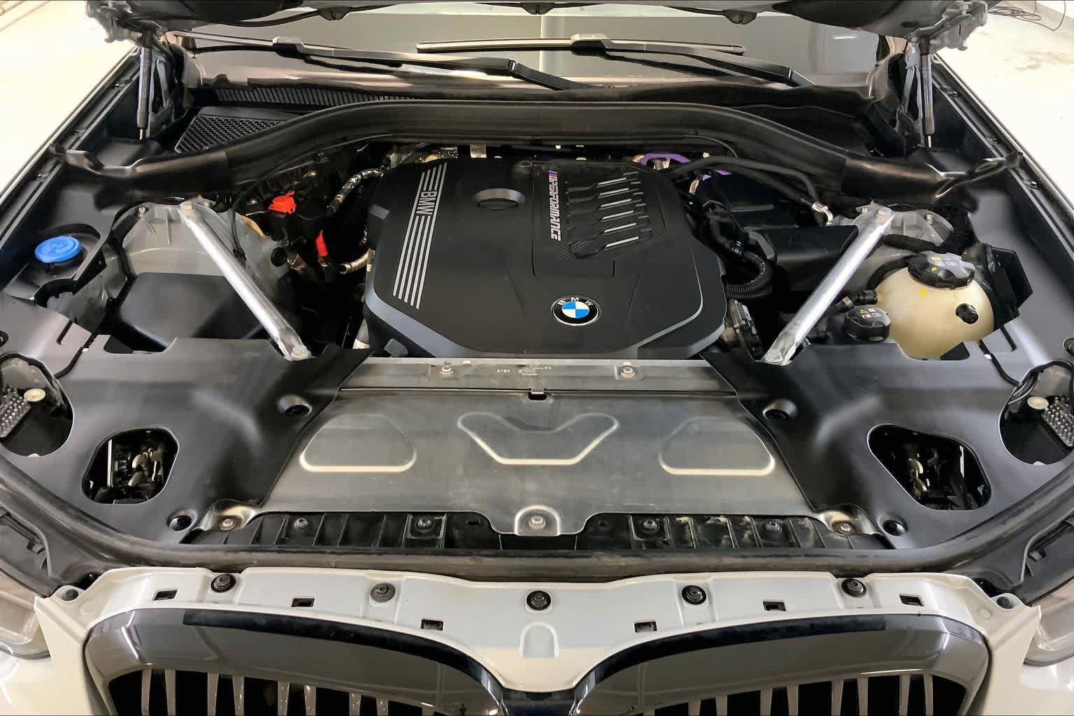 Certified 2023 BMW X4 M40i AWD/4WD image 30