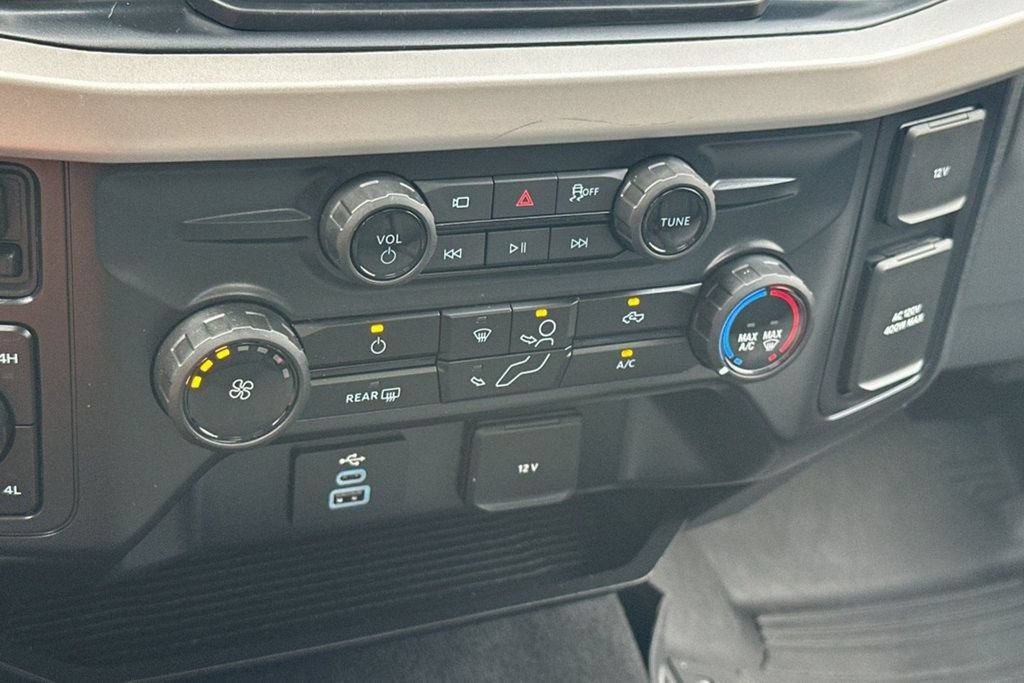 Used 2025 Ford F350 XLT w/ 360-Degree Camera Package AWD/4WD image 24