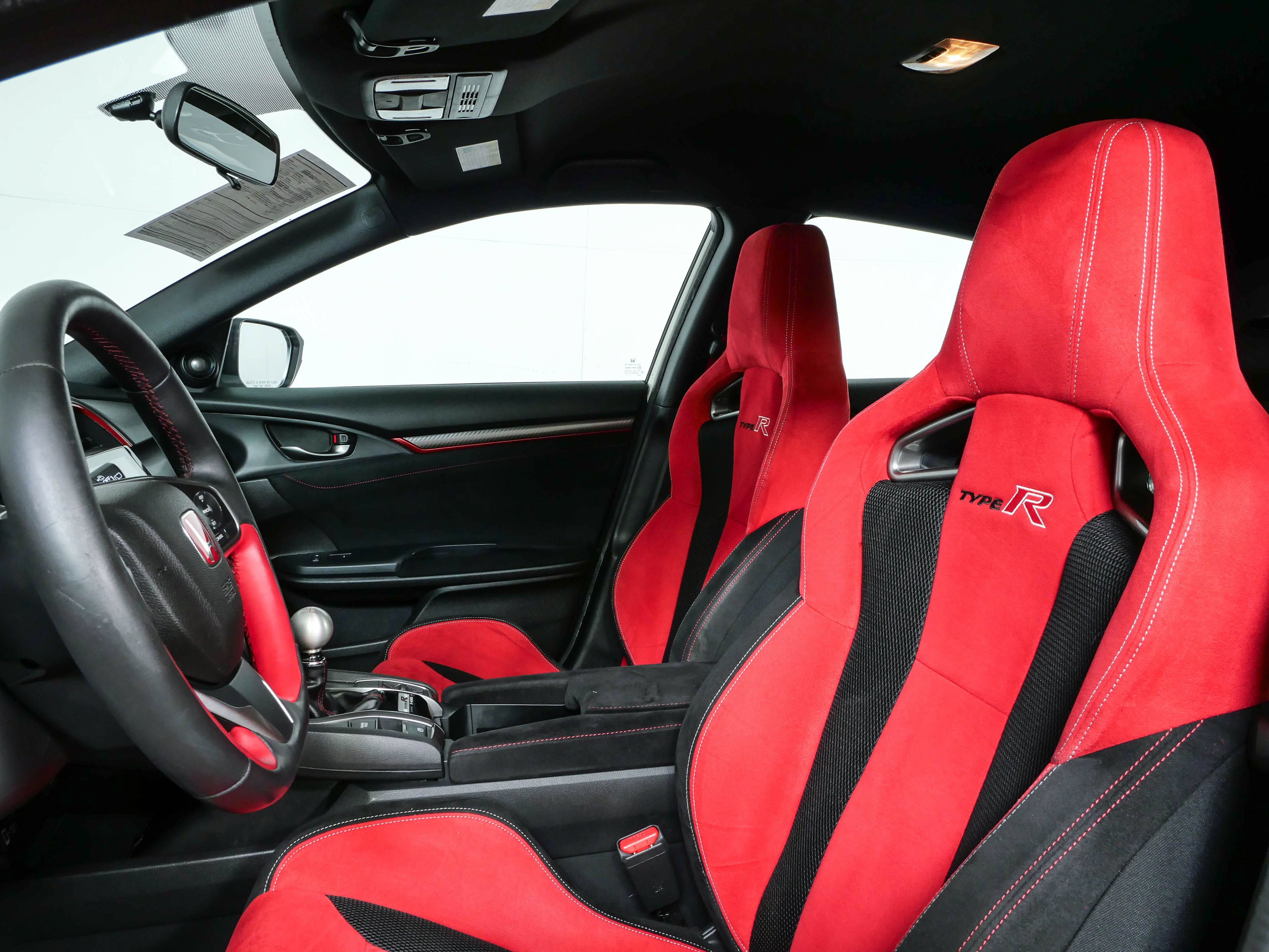 Used 2017 Honda Civic Type R image 5