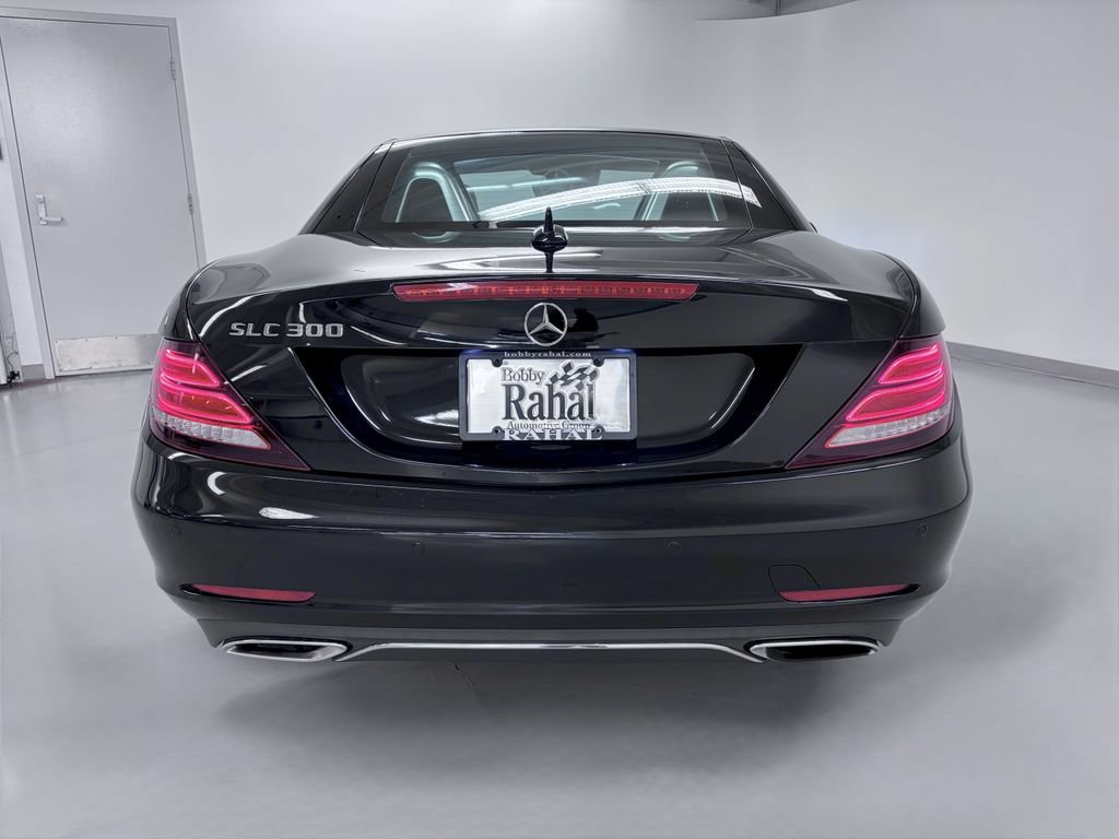 Used 2017 Mercedes-Benz SLC 300 image 6
