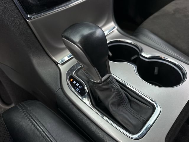 Used 2020 Jeep Grand Cherokee Altitude RWD image 19