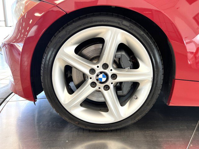 Used 2010 BMW 135i Convertible RWD image 23