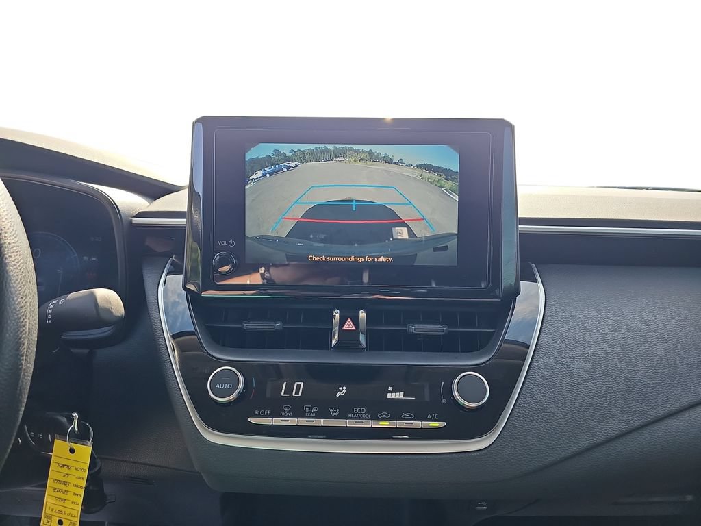 Used 2026 Toyota Corolla LE FWD image 23