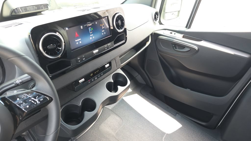 New 2026 Mercedes-Benz Sprinter 4500 image 21