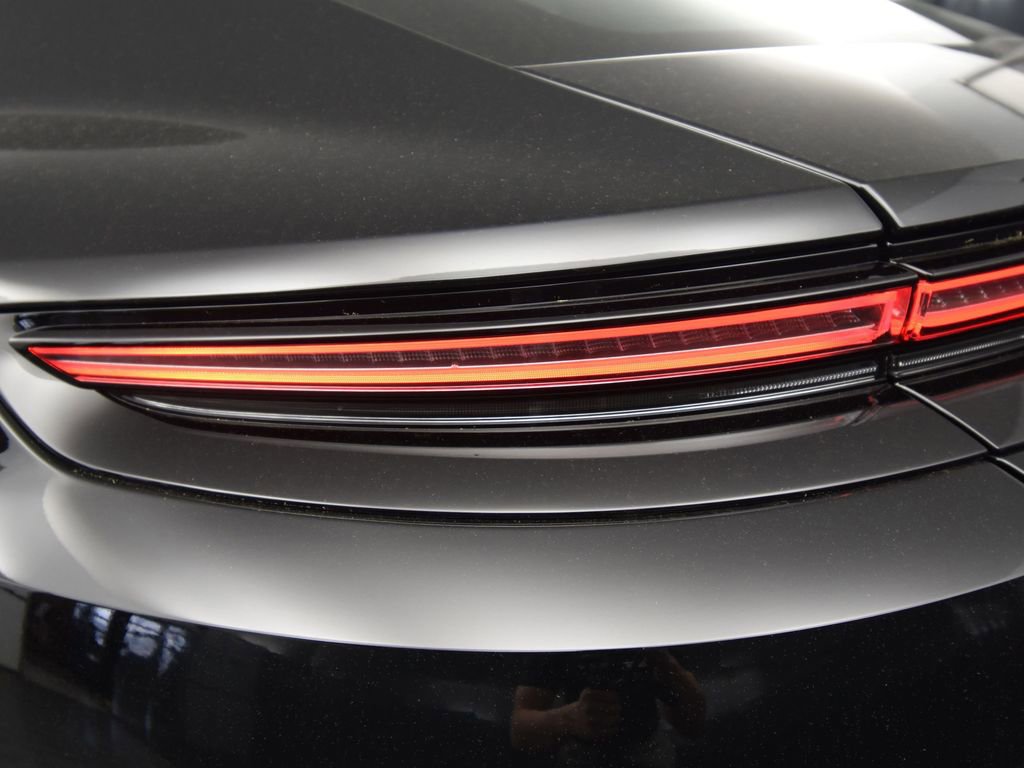 Used 2025 Porsche Panamera 4 image 12