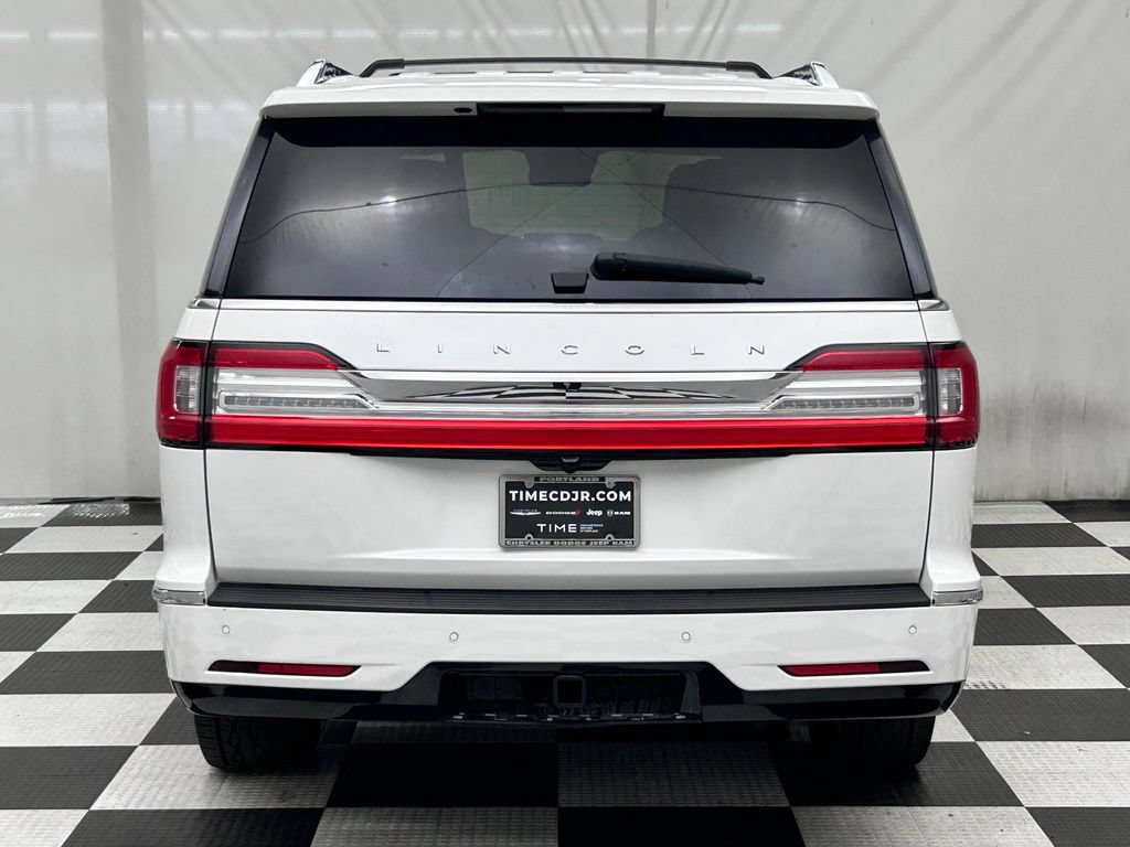 Used 2020 Lincoln Navigator L Reserve w/ Equipment Group 208A Reserve AWD/4WD image 6