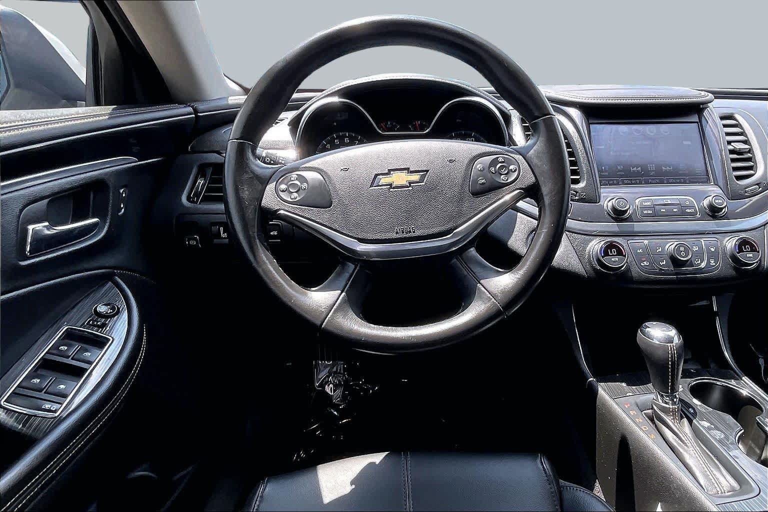 Used 2018 Chevrolet Impala LT FWD image 6